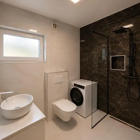 Sealavie Apartment